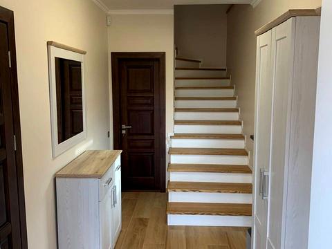 будинок за адресою с. Зимна Вода, Князя Святослава, 1Е