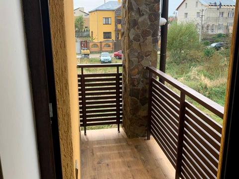 будинок за адресою с. Зимна Вода, Князя Святослава, 1Е