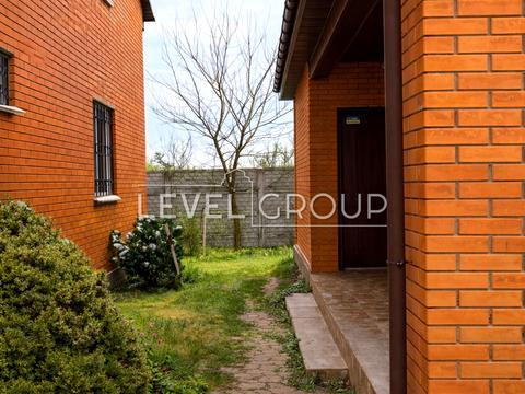 будинок за адресою Вишнева, 10