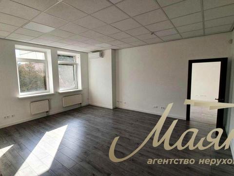 комерційна за адресою Провіантська вул. (Галі Тимофєєвої), 3