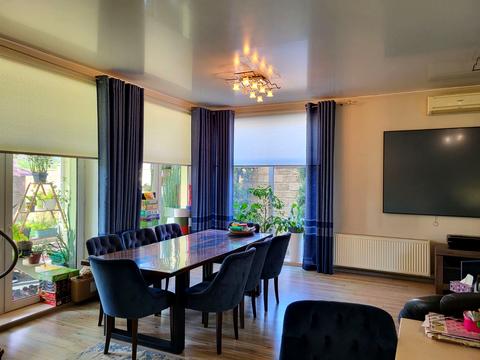 будинок за адресою Квітнева вул., 12