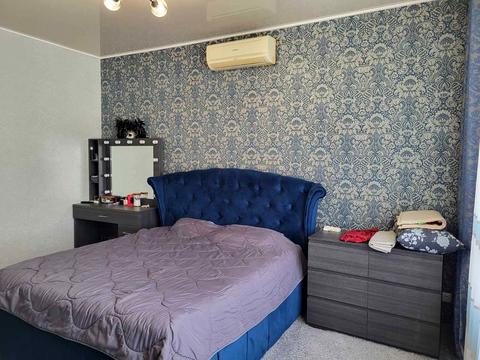 будинок за адресою Квітнева вул., 12