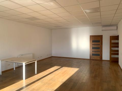 комерційна за адресою Академіка Андрія Сахарова вул., 41