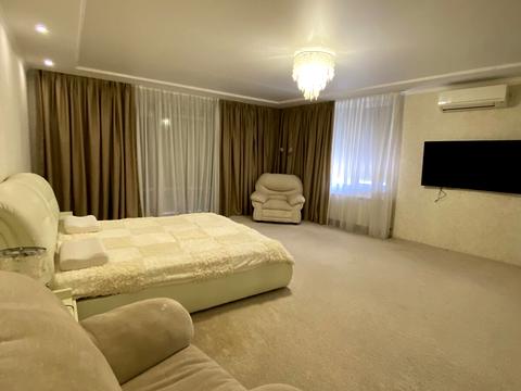 будинок за адресою Василя Симоненка вул., 60