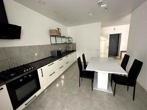 квартира за адресою Верхня Берегова вул., 28