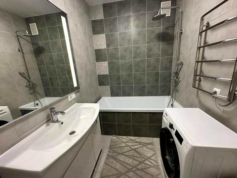 квартира за адресою Верхня Берегова вул., 28