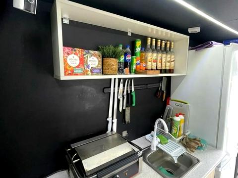 комерційна за адресою Сонячна набережна, 36