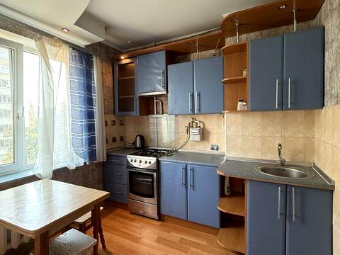 квартира за адресою Академіка Корольова вул., 18