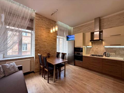 квартира по адресу Менцинского ул., 12