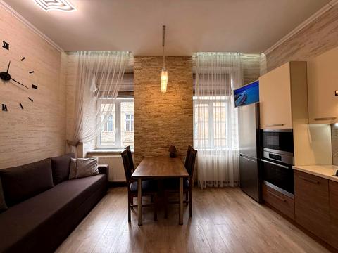 квартира по адресу Менцинского ул., 12