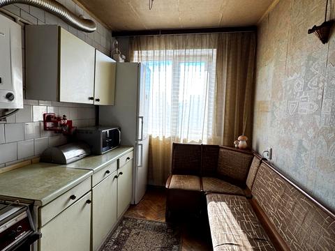 квартира за адресою Космонавтів просп., 16