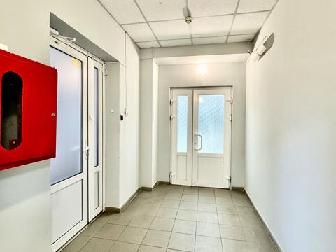 коммерческая по адресу Кардинала Любомира Гузара ул., 55