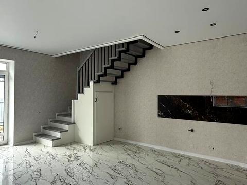 будинок за адресою с. Агрономічне, Центральна вул. (Мічуріна)