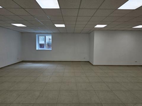 комерційна за адресою Ольги Кисілевської вул., 39