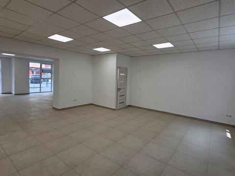 комерційна за адресою Ольги Кисілевської вул., 39