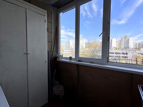 квартира за адресою Ревуцького вул., 13