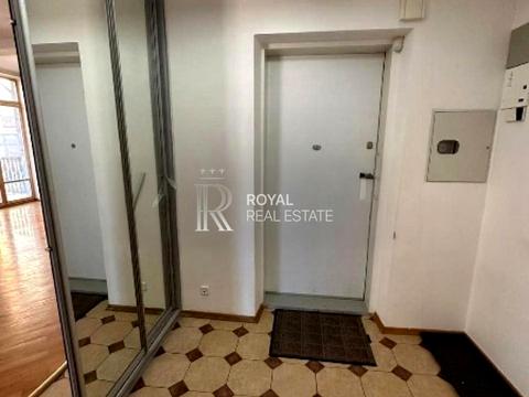 коммерческая по адресу Крещатик ул. (Kreschatic), 25