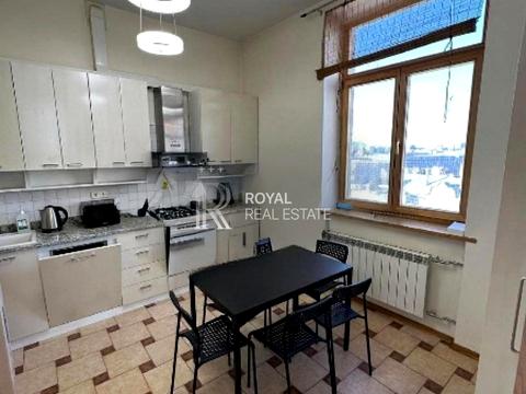 коммерческая по адресу Крещатик ул. (Kreschatic), 25