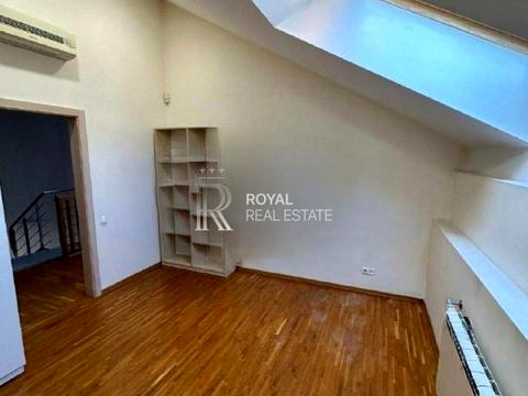 коммерческая по адресу Крещатик ул. (Kreschatic), 25