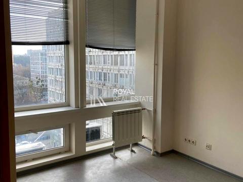 комерційна за адресою Митрополита Василя Липківського вул. (Урицького), 45