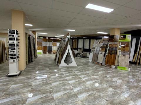 комерційна за адресою Володимира Івасюка вул., 76а