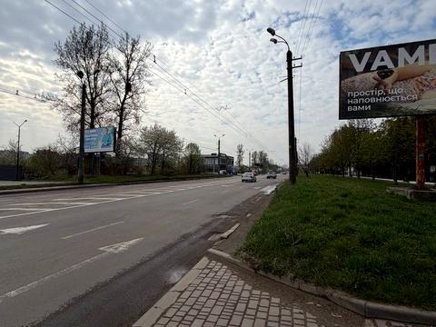 комерційна за адресою Володимира Івасюка вул., 76а