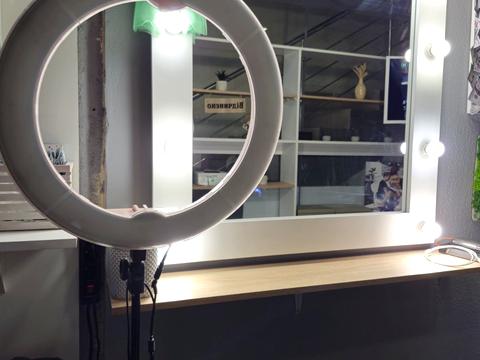 комерційна за адресою Радистів вул., 14