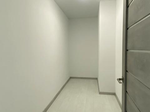 квартира по адресу Ревуцкого ул., 40-В