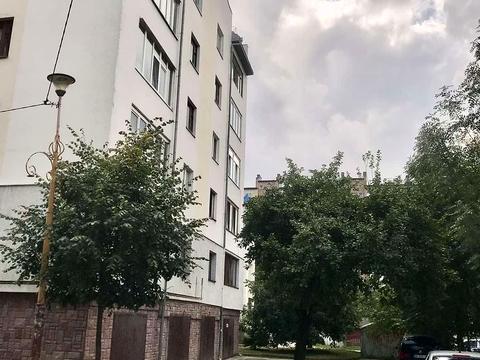 паркомісце за адресою Глібова вул., 26