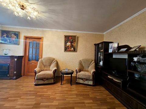 квартира по адресу Небесної Сотні ул. (Московская), 3