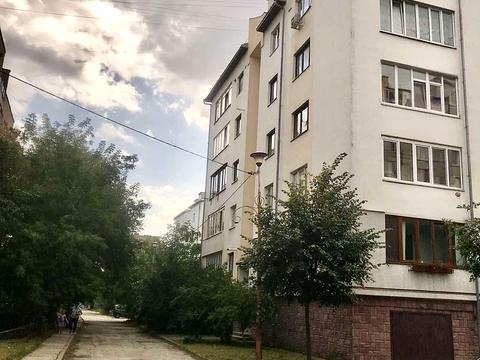 паркомісце за адресою Глібова вул., 26