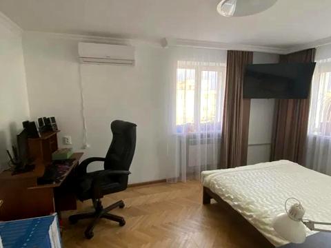 квартира за адресою Івана Рубчака вул., 6