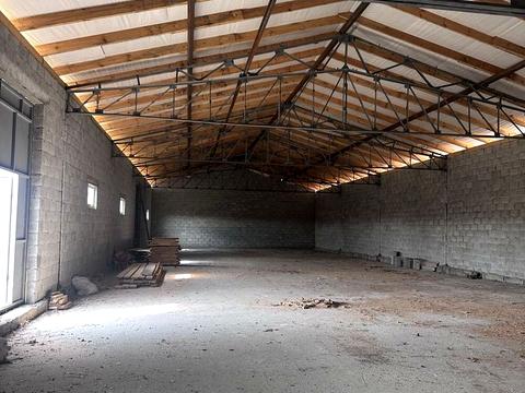 комерційна за адресою Коновальця, 21