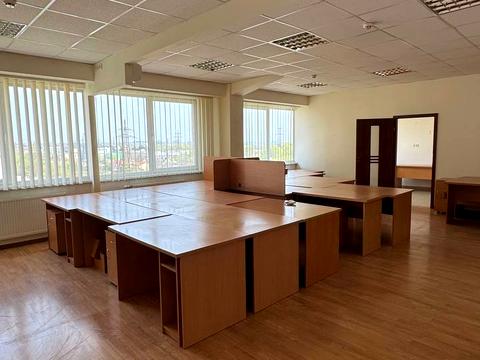 комерційна за адресою Хмільова вул., 212