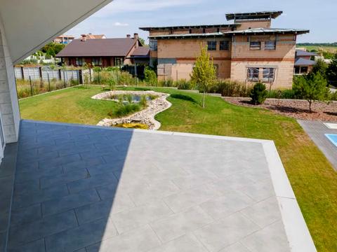 будинок за адресою с. Лісники, Захрестова вул.