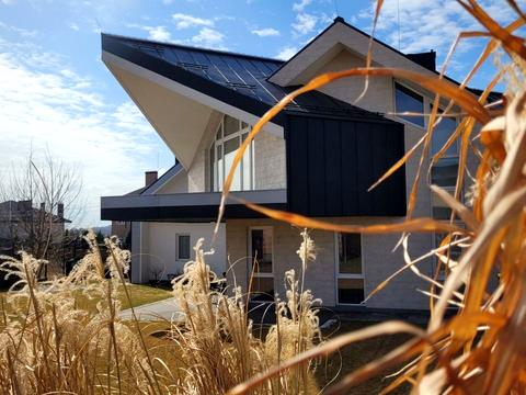 будинок за адресою с. Лісники, Захрестова вул.