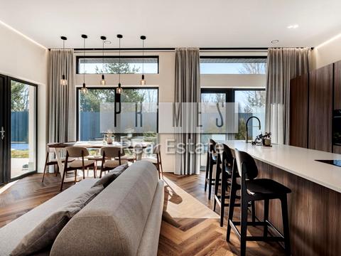 будинок за адресою Польова вул.