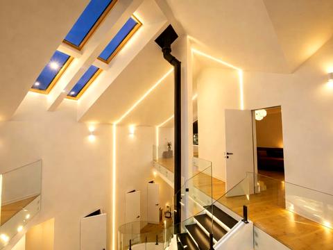 будинок за адресою с. Лісники, Захрестова вул.