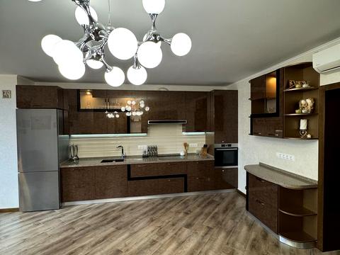 квартира по адресу Академика Барабашова ул., 36а