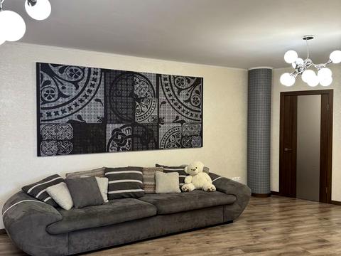 квартира по адресу Академика Барабашова ул., 36а