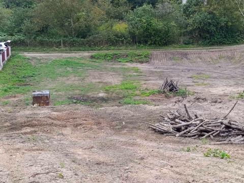 участок по адресу 