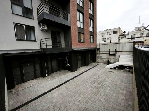 коммерческая по адресу Тлехаса ул., 19/1