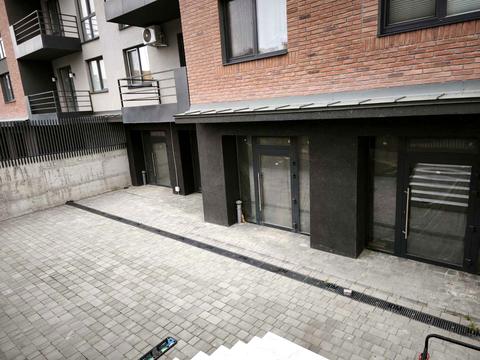 коммерческая по адресу Тлехаса ул., 19/1