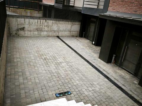 коммерческая по адресу Тлехаса ул., 19/1