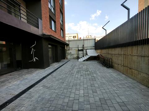 коммерческая по адресу Тлехаса ул., 19/1