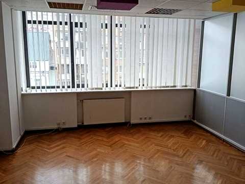 комерційна за адресою Богдана Хмельницького вул., 55