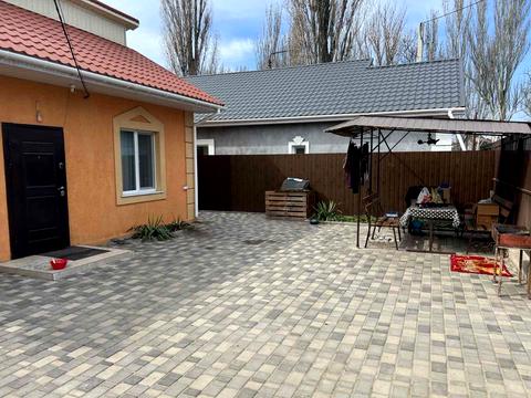 будинок за адресою Дніпровська вул., 23