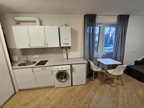 квартира по адресу Амосова ул., 63