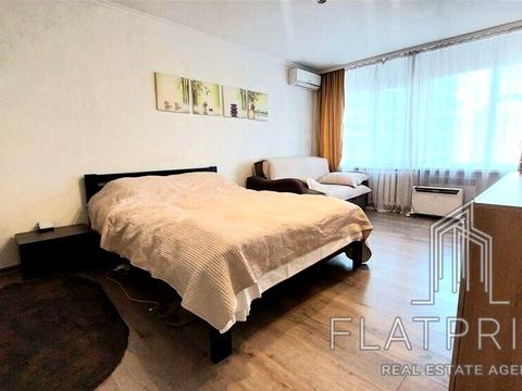 квартира по адресу Леси Украинки бульв., 7