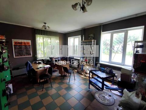 комерційна за адресою Зрошувальна вул., 3-А